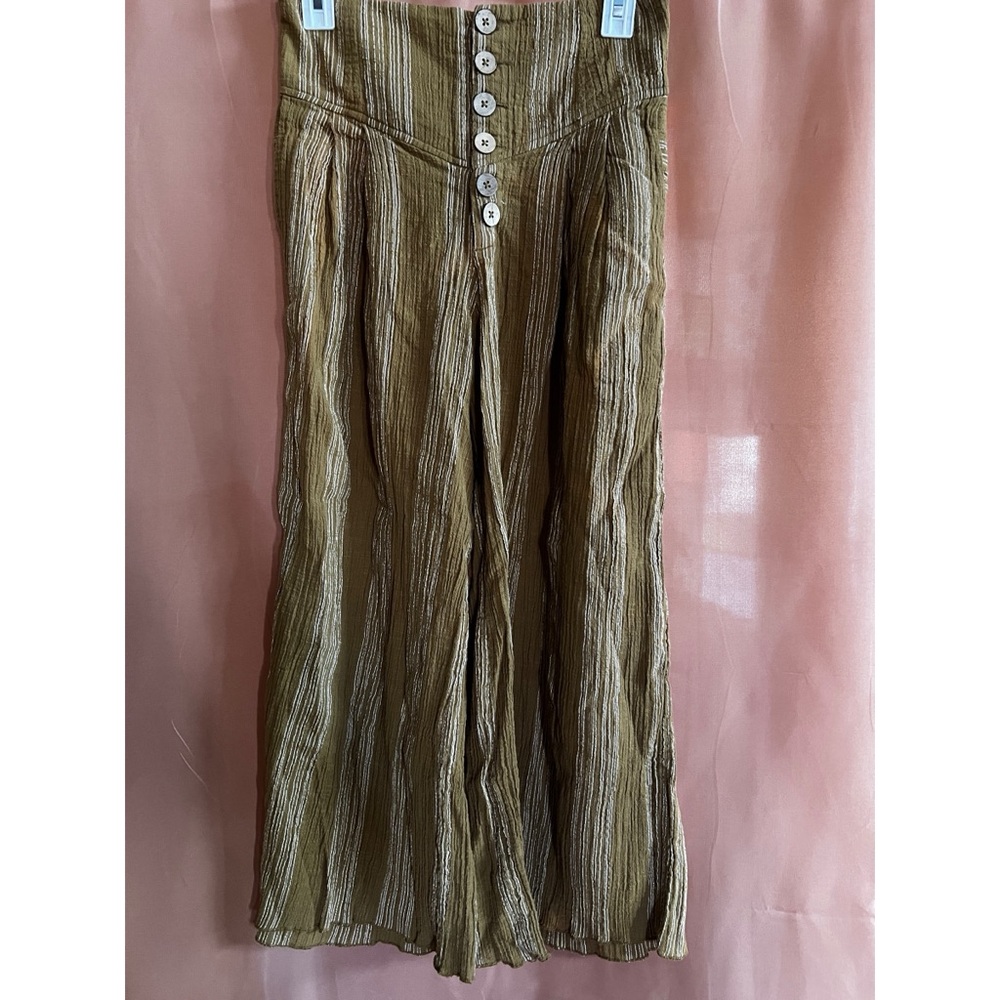 Free People Gold Olive Sailor 100 percent cotton 6 Button Wide Leg Hi Rise Crop - Picture 3 of 7